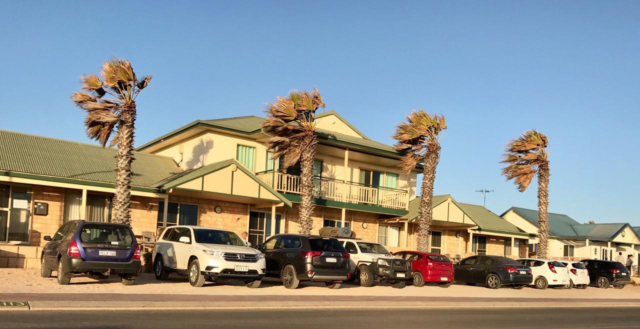 Bay Lodge Денем Экстерьер фото